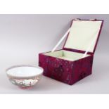 A GOOD CHINESE QIANLONG EGGSHELL PORCELAIN BOWL & BOX, the bowl decorated with two panels