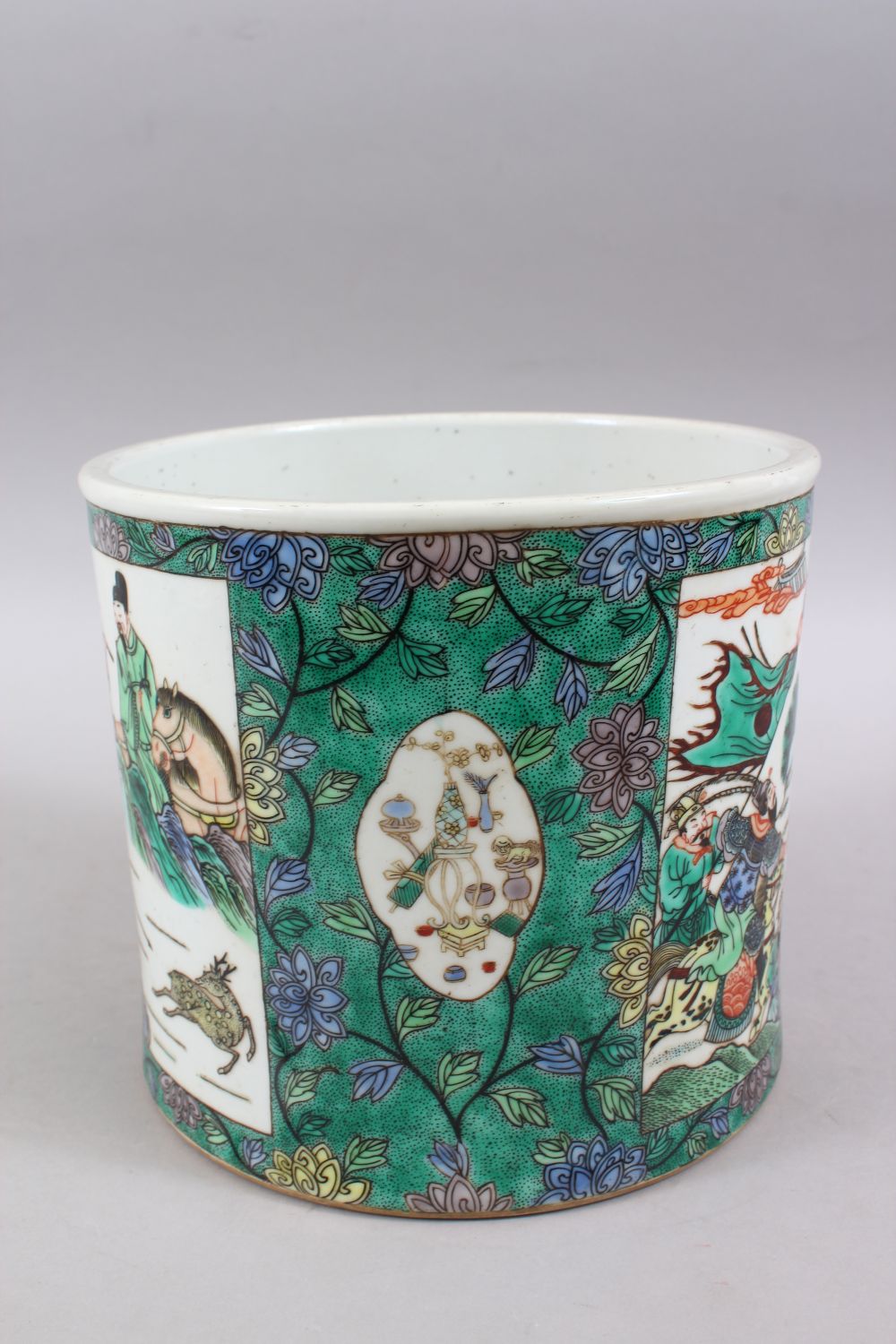 A GOOD CHINESE KANGXI STYLE PORCELAIN BRUSH WASHER, the body decorated with scenes of figures and - Image 2 of 9