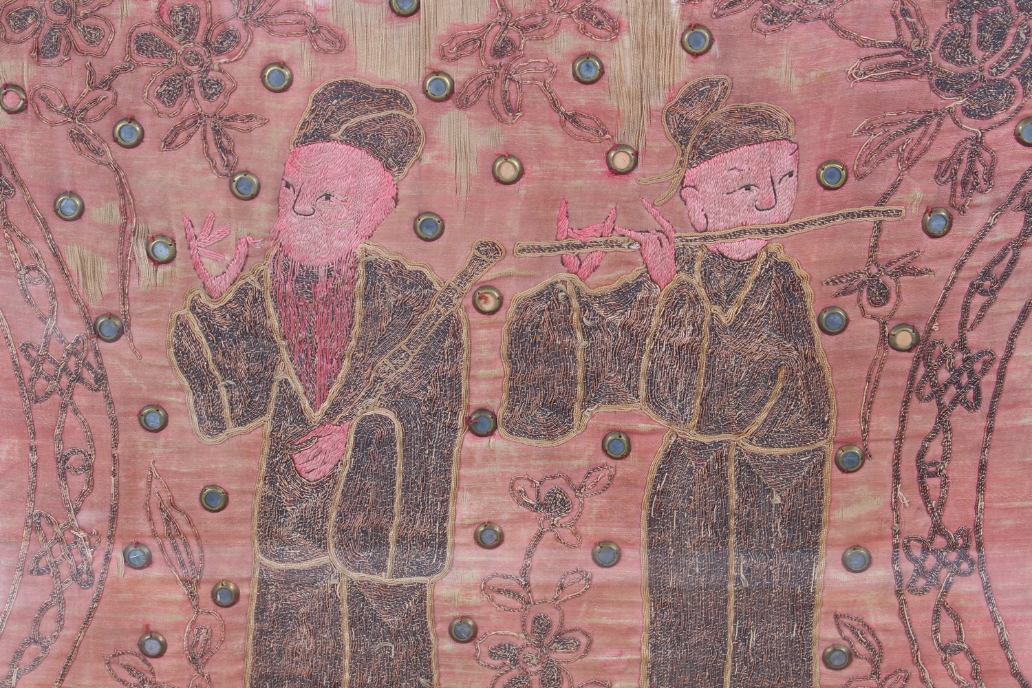 A PAIR OF 19TH / 20TH CENTURY CHINESE EMBROIDERED SILK OR TEXTILE PICTURES, both pictures - Image 2 of 3