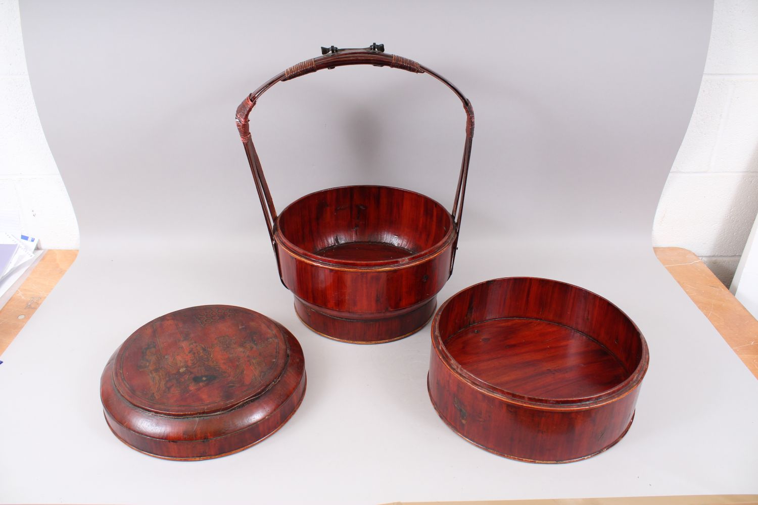 A GOOD CHINESE WOODEN & LACQUER TWO TIER WEDDING BASKET, the lid with lacquered decoration to depict - Image 2 of 3
