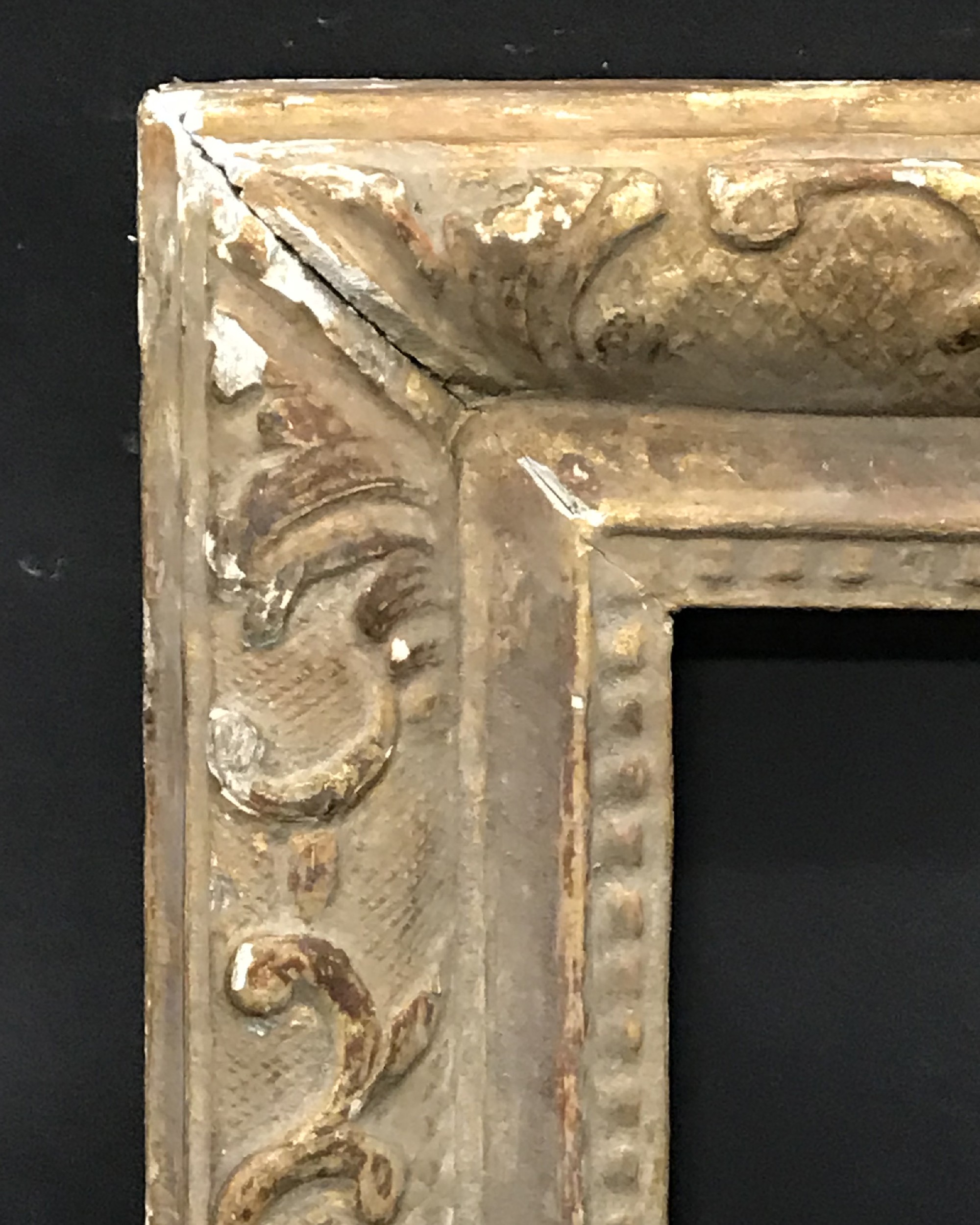 18th Century French School. A Louis Style Carved Giltwood Frame, 15.5" x 9".