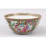 A GOOD 19TH CENTURY CHINESE CANTON FAMILLE ROSE PORCELAIN BOWL, the bowl decorated with panels of