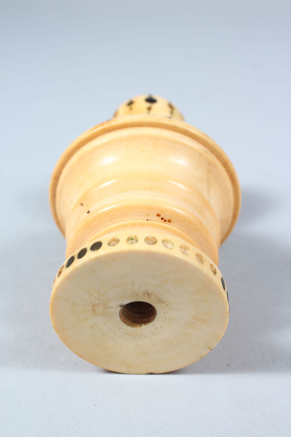 A GOOD 19TH CENTURY INDIAN INLAID IVORY FINIAL, 10cm high x 5.5cm wide. - Image 4 of 4