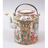 A GOOD 19TH CENTURY CHINESE CANTON FAMILLE ROSE PORCELAIN TEAPOT & COVER, decorated with panels of