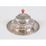 A GOOD 19TH CENTURY CHINESE SOLID SILVER LID, with carved panel decoration depicting dragons,