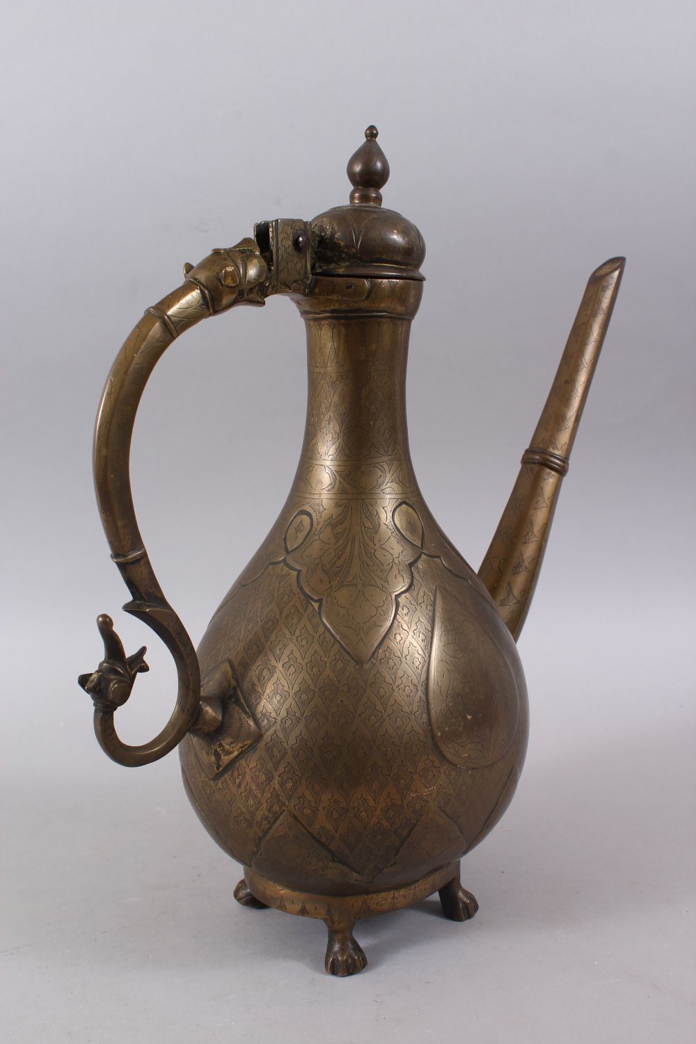 A LARGE 18TH CENTURY MUGHAL INDIAN BRONZE EWER, with carved and moulded decoration to the body, 37. - Image 3 of 6