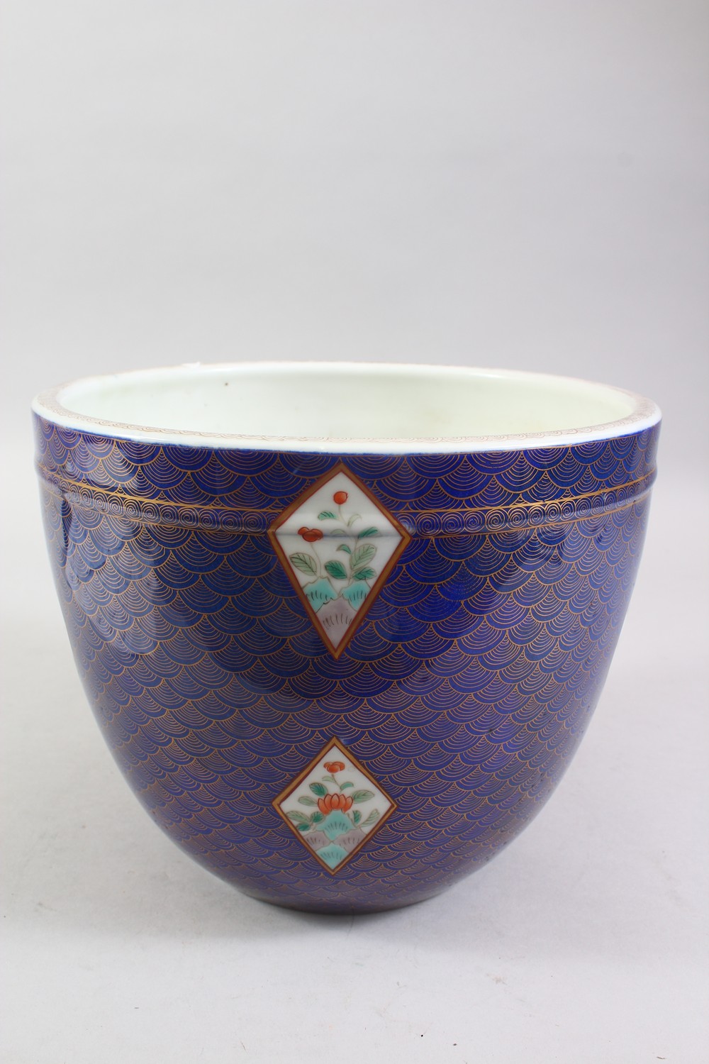 A JAPANESE MEIJI PERIOD POWDER BLUE & GILT DECORATION PORCELAIN JARDINIERE / POT, with panels of - Image 4 of 8