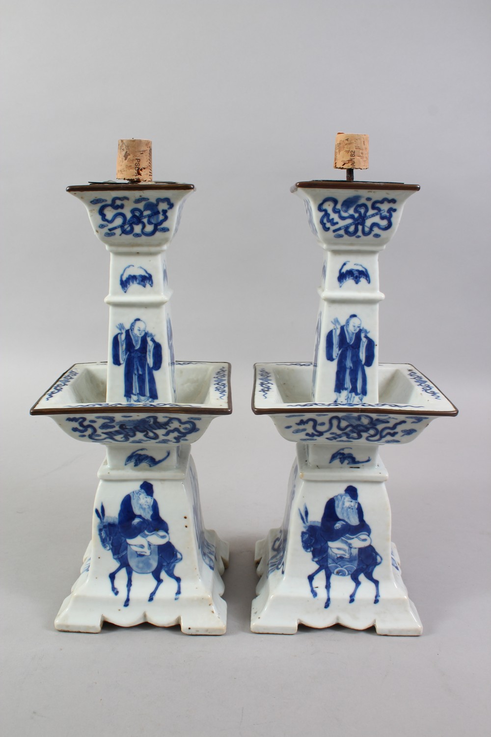 A GOOD PAIR OF 19TH CENTURY CHINESE / INDO CHINESE BLUE & WHITE PORCELAIN ALTER STICKS, the body - Image 3 of 7