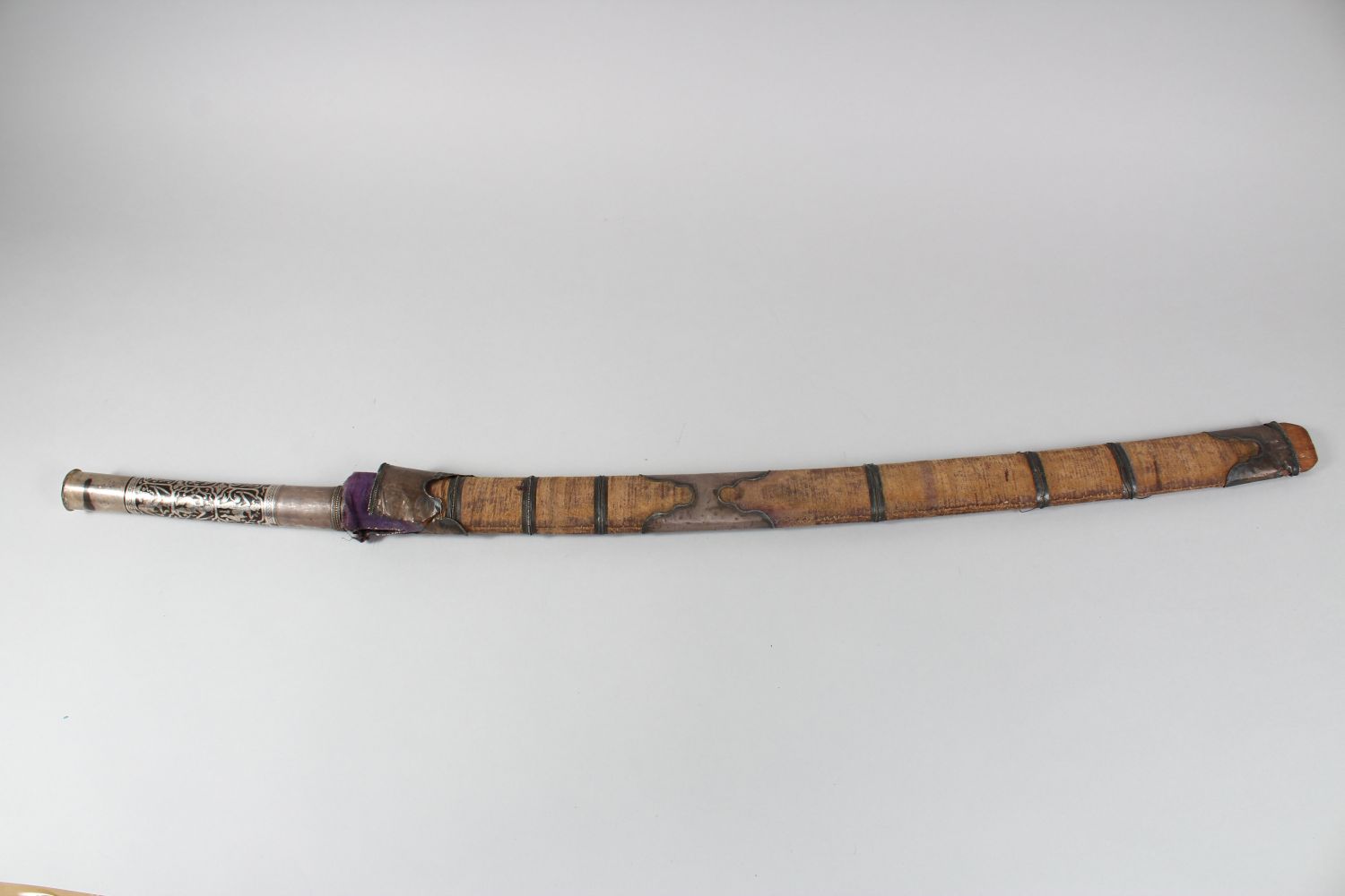 A 19TH CENTURY NIELLO INLAID SILVER HILTED BURMESE DHA SWORD, with fine silver inlaid blade and - Image 14 of 14