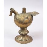 A GOOD 19Th CENTURY INDIAN / ISLAMIC BRONZE HOOKAH BASE, in the form of a mythical bird, 14cm high x