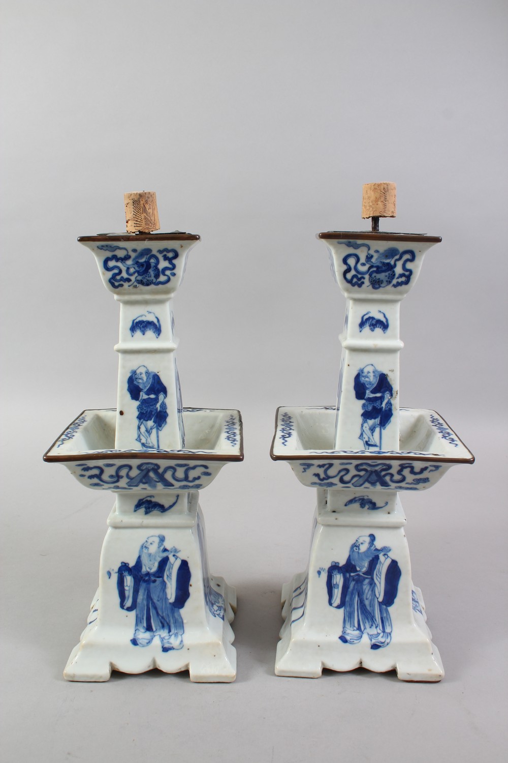 A GOOD PAIR OF 19TH CENTURY CHINESE / INDO CHINESE BLUE & WHITE PORCELAIN ALTER STICKS, the body - Image 2 of 7