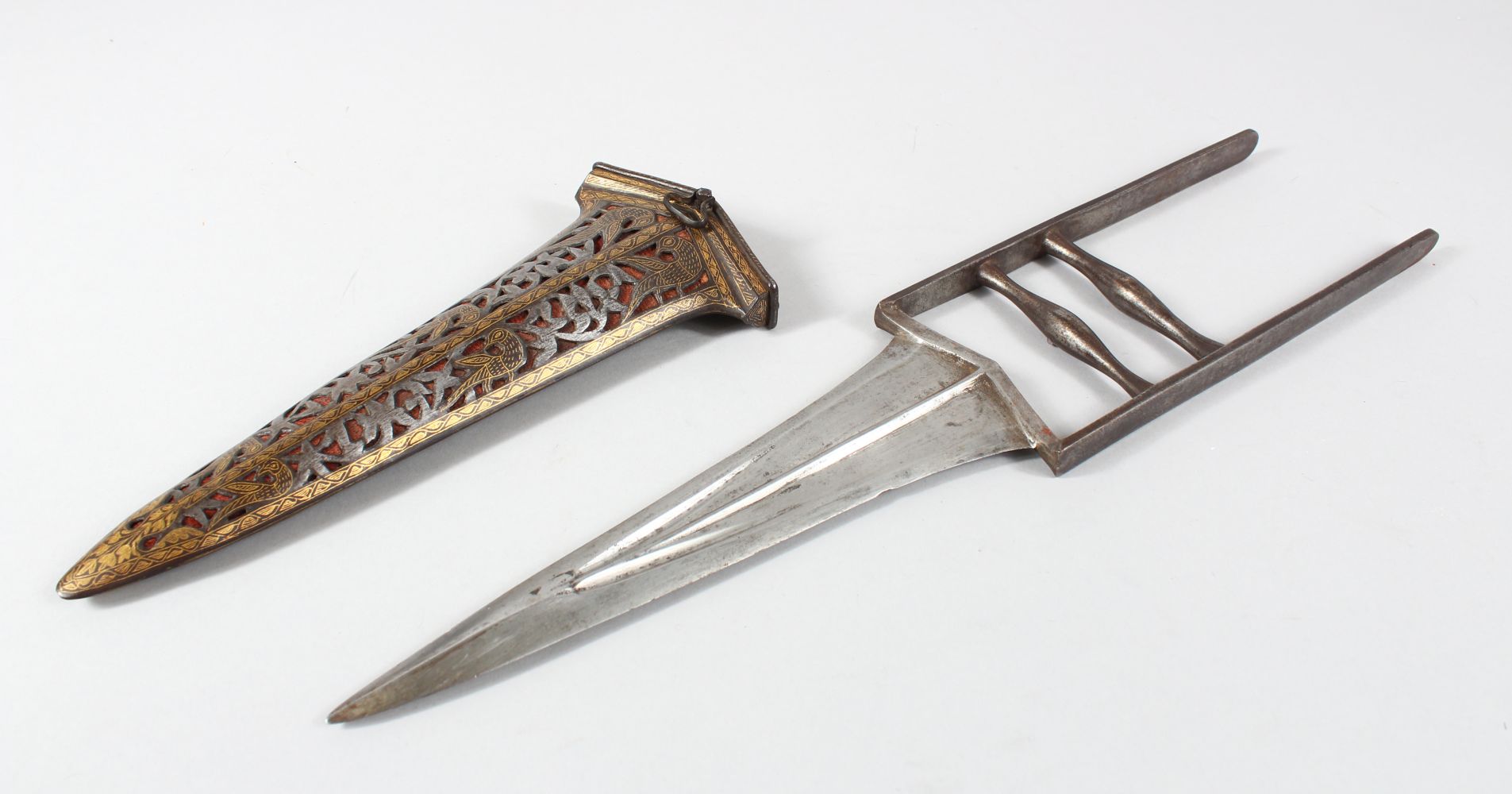 A 19TH CENTURY NORTH INDIAN KATAR DAGGER, the dagger with finely inlaid gold scabbard, blade is