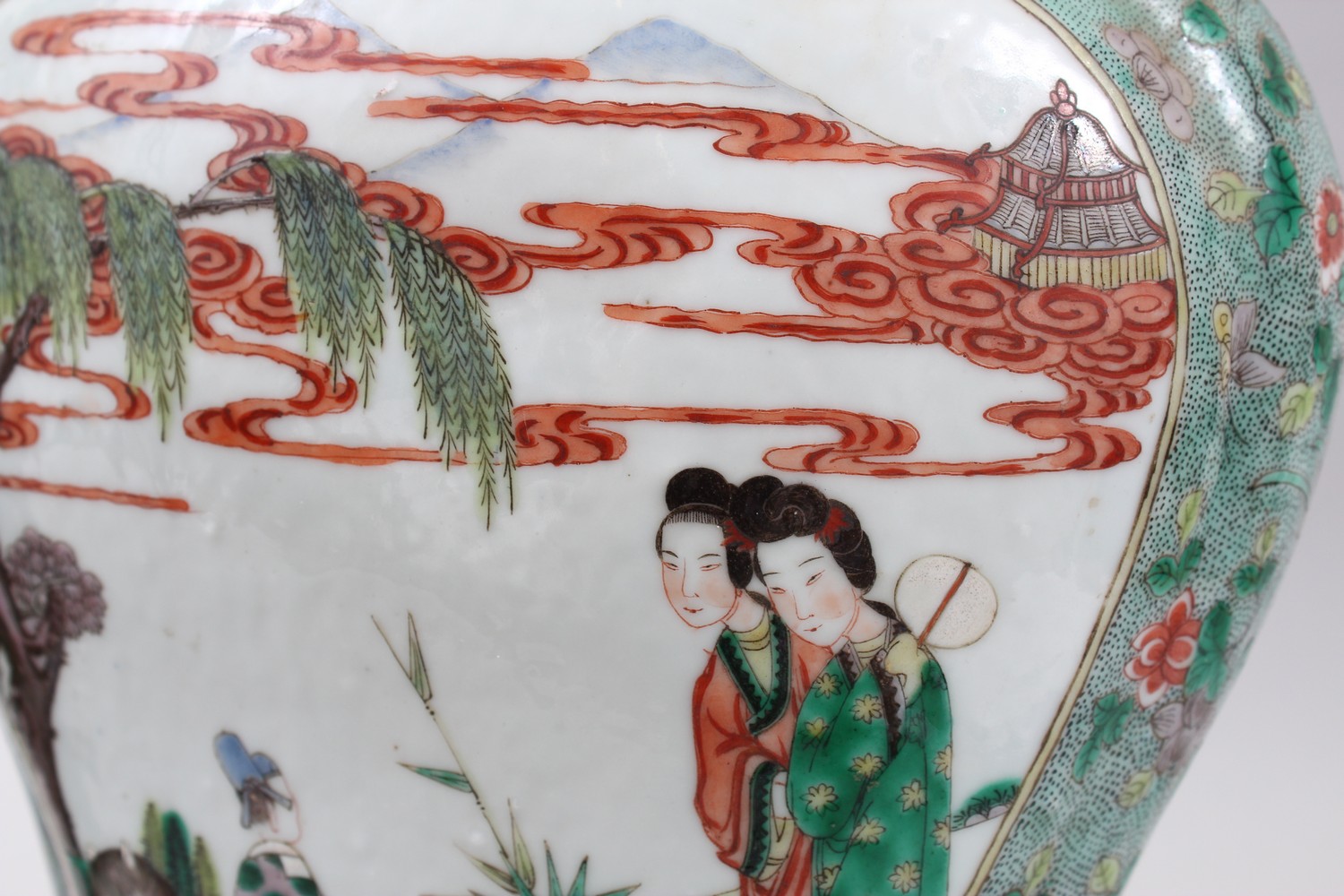 A GOOD PAIR OF 19TH CENTURY CHINESE FAMILLE VERT PORCELAIN VASES, the body of the vases decorated - Image 7 of 13