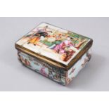 A FINE QUALITY 18TH CENTURY CHINESE FAMILLE ROSE PORCELAIN MANDARIN SNUFF BOX , each panel decorated