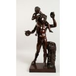ITALIAN SCHOOL A GOOD LARGE "GRAND TOUR" BRONZE CLASSICAL GROUP of a male nude standing figure