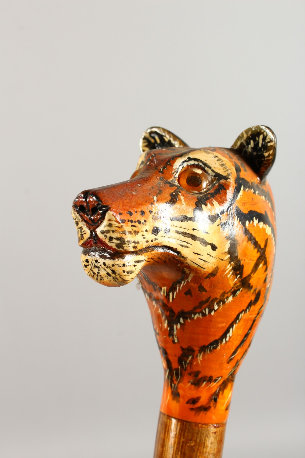 A WALKING STICK, the handle carved as a tiger. 52ins long. - Image 5 of 10