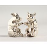 A GOOD PAIR OF NOVELTY SOLID SILVER PIG SALT AND PEPPERS.