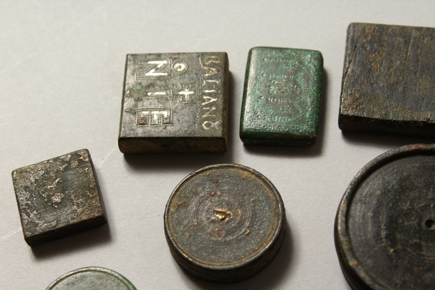 A COLLECTION OF TWENTY-ONE BYZANTINE BRONZE RECTANGULAR AND DISC WEIGHTS. Various Sizes. - Image 9 of 15