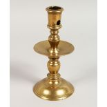 A 17TH CENTURY HEEMSKIRK CANDLESTICK. 7.5ins high.