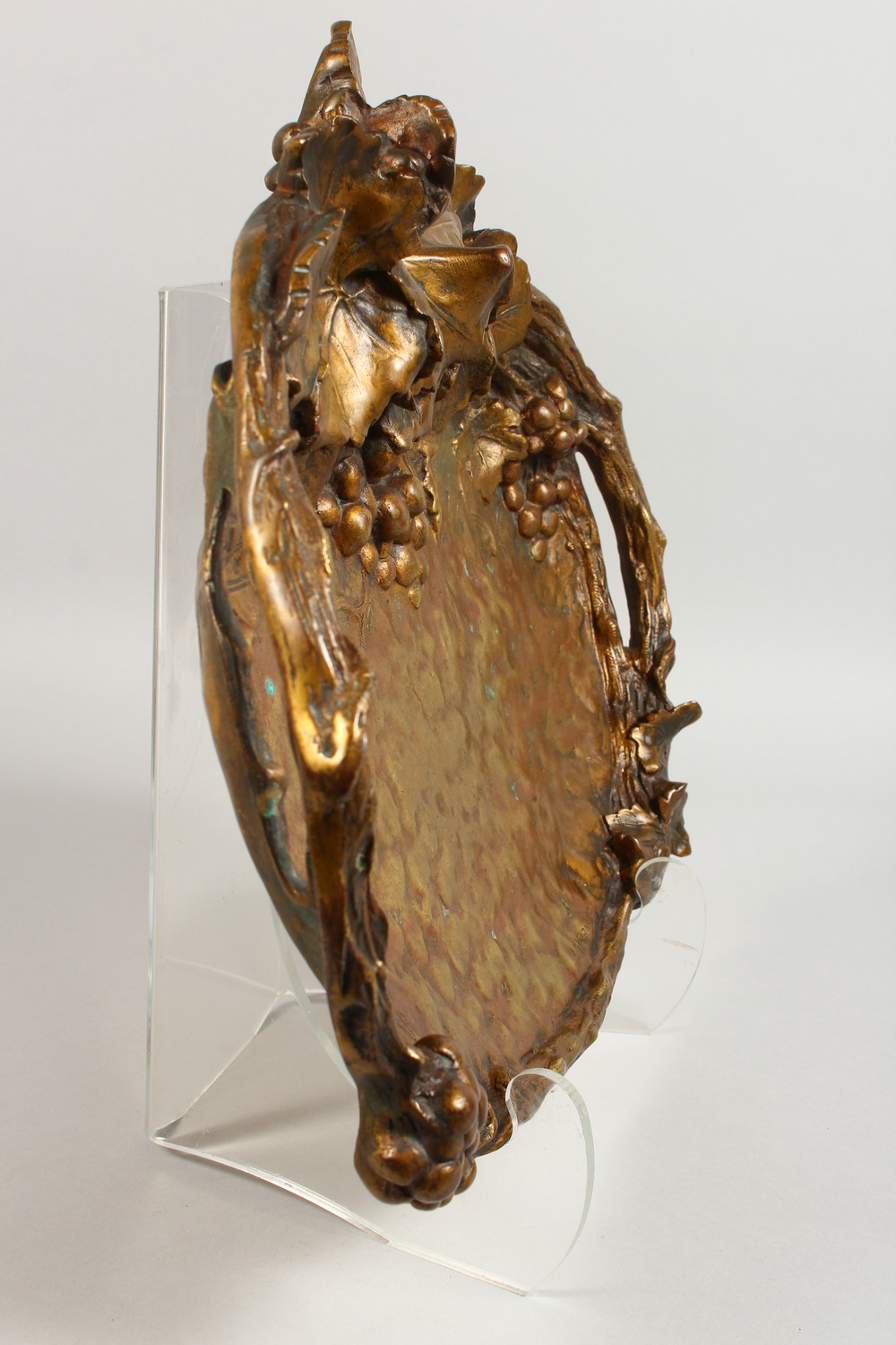 ALBERT MARIONNET (1852-1910) A SUPERB LARGE GLASS BRONZE OVAL TRAY, with rustic handles and fruiting - Image 3 of 5