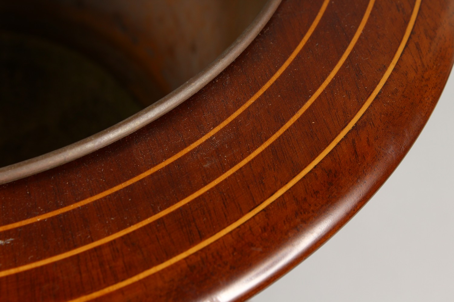 A DUTCH MAHOGANY JARDINIERE, with brass liner. 16ins high. - Image 2 of 5