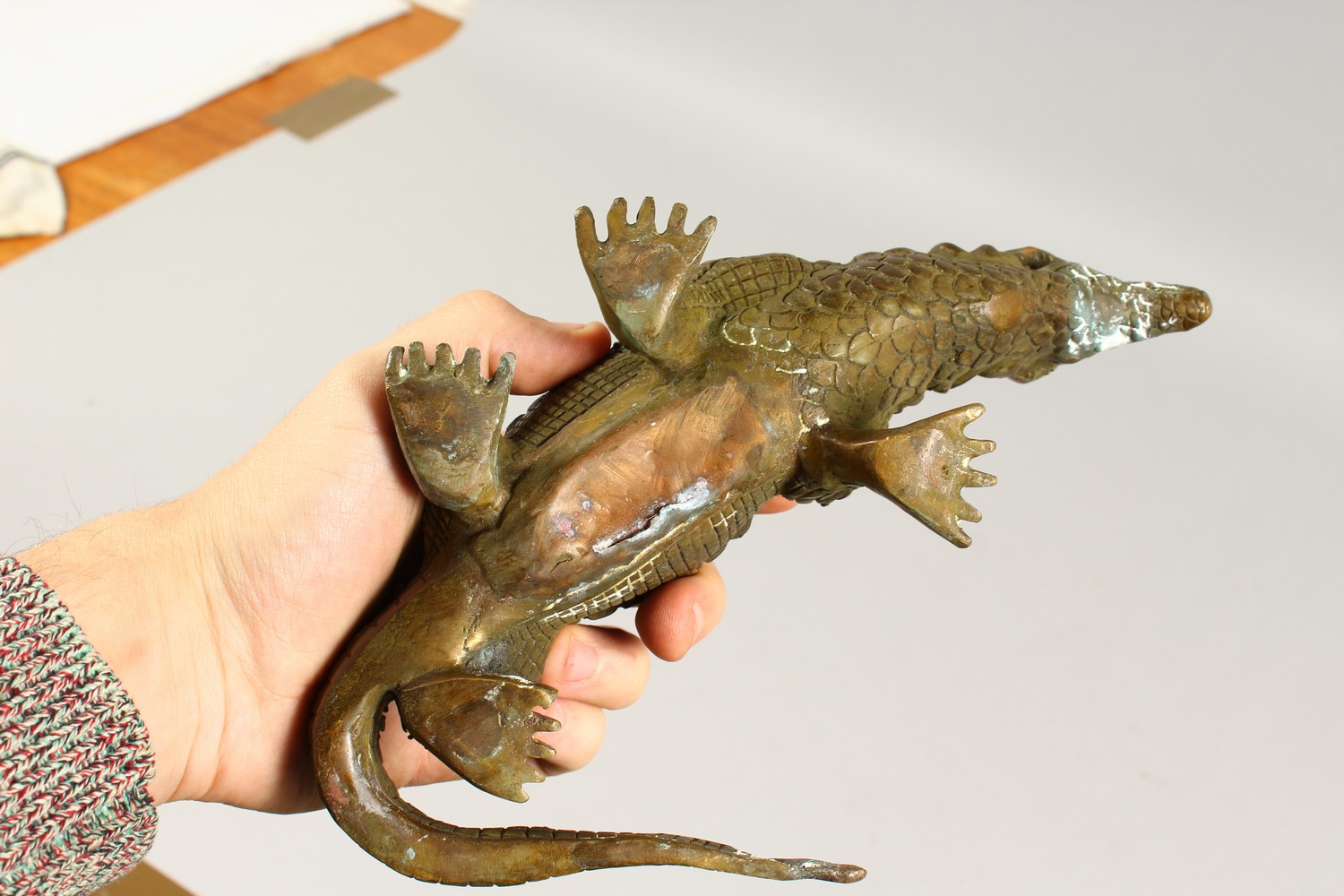 A BRONZE MODEL OF A CROCODILE. 9.5ins long. - Image 5 of 5