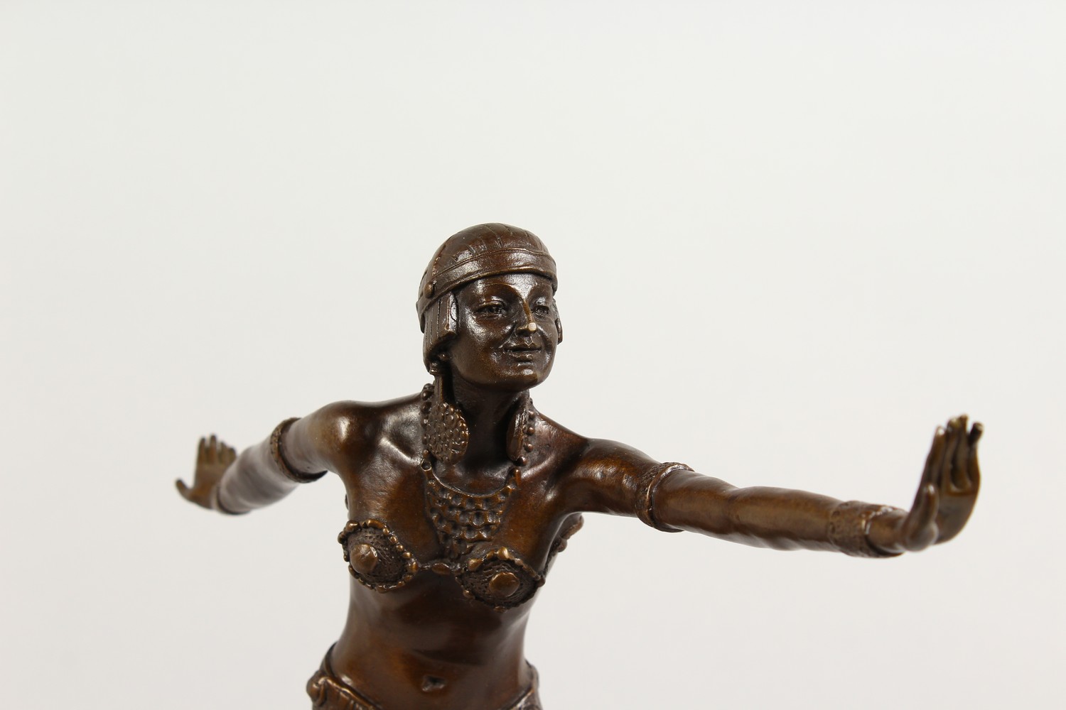 AN ART DECO STYLE BRONZE OF DANCERS, on a stepped marble base. 19ins high. - Image 2 of 8