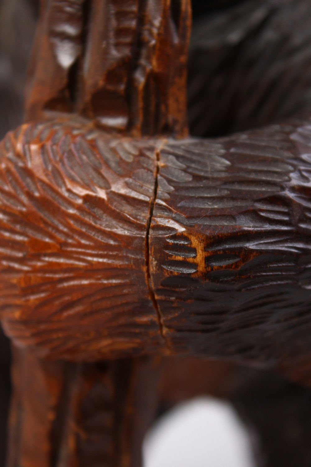 A GOOD 19TH CENTURY BLACK FOREST CARVED WOOD STANDING BEAR CADDY, with hinged head. 11ins high. - Image 8 of 12