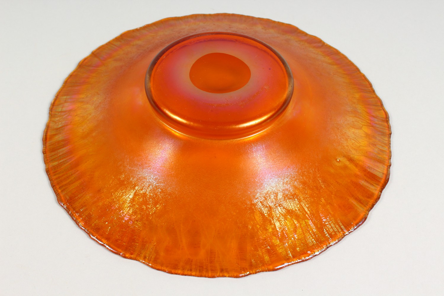 AN ART NOUVEAU ORANGE LUSTRE CIRCULAR GLASS DISH. 12.25ins diameter. - Image 12 of 16