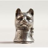 A NOVELTY CAST SILVER CAT'S HEAD VESTA.