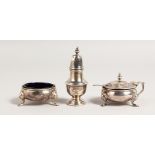 A THREE PIECE CRUET. Sheffield 1920.