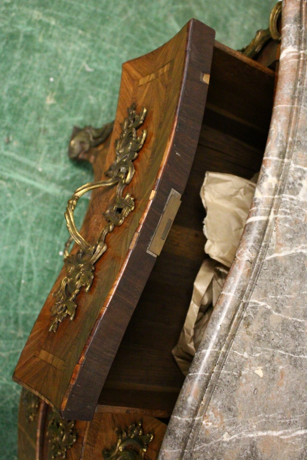 A LOUIS XVTH KINGWOOD BOMBE FRONTED COMMODE by JEAN CHARLES ELLEUME, CIRCA 1755, with grey marble - Image 22 of 37