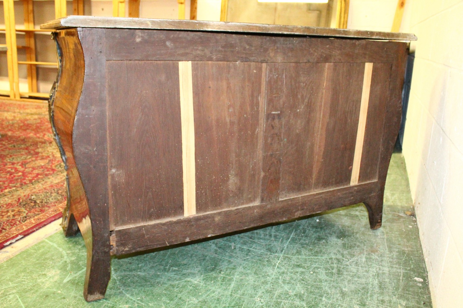 A LOUIS XVTH KINGWOOD BOMBE FRONTED COMMODE by JEAN CHARLES ELLEUME, CIRCA 1755, with grey marble - Image 35 of 37