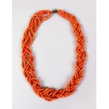 A GOOD 19TH / 20TH CENTURY CHINESE CORAL NECKLACE, total approx length open 44cm.