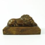 RECUMBENT LION FIGURE ON PLINTH, APPROX. 12.5 cm