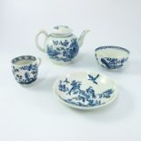 MISC. BLUE AND WHITE INC. EARLY WORCESTER TEAPOT WITH WAVY FENCE DECORATION, CRESCENT MARK, AF,