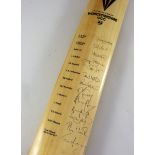 FEARNLEY CRICKET BAT SIGNED BY MEMBERS OF WORCESTERSHIRE CRICKET CLUB INC. GRAEME HICK, RHODES,