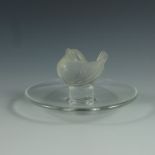 LALIQUE FRANCE, PIN TRAY WITH BIRD, APPROX. 9 cm DIA.