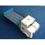 TRIANG LINES BROTHERS MILK LORRY NO CHURNS