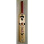EX DUNCAN FEARNLEY PRIVATE COLLECTION PRESENTATION FEARNLEY BAT FROM THE ASHES TOUR IN 1994/5,