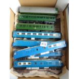 TRIANG 3 CAR MET CAM DMU AND 4 BLUE PULLMAN POWER / TRAILER CARS