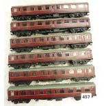 BACHMANN 6 UN BOXED BR MK 1 COACHES IN MAROON LIVERY