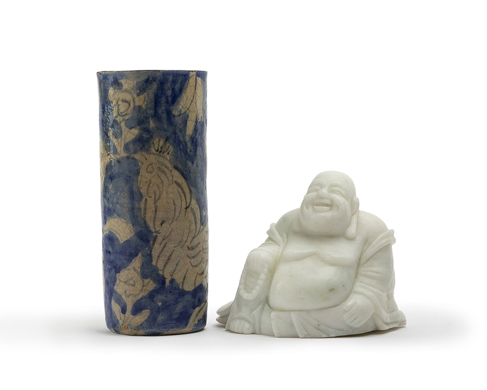 Two Asian-style decorative items