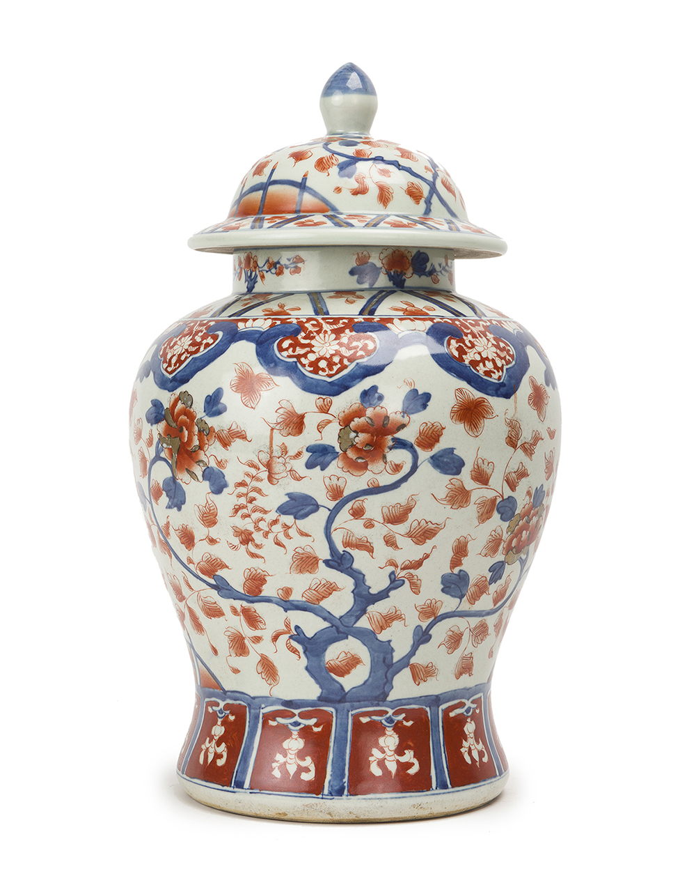 A Chinese ginger jar with lid