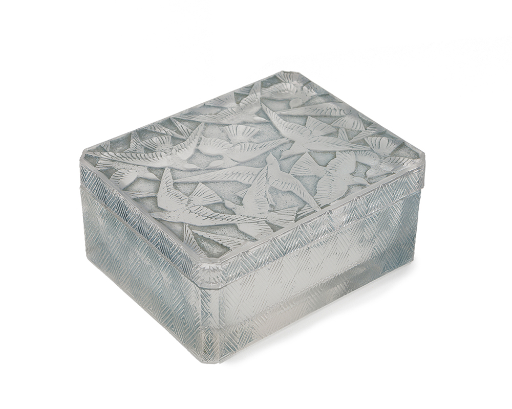 A Rene Lalique "Hirondelles" frosted glass vanity box