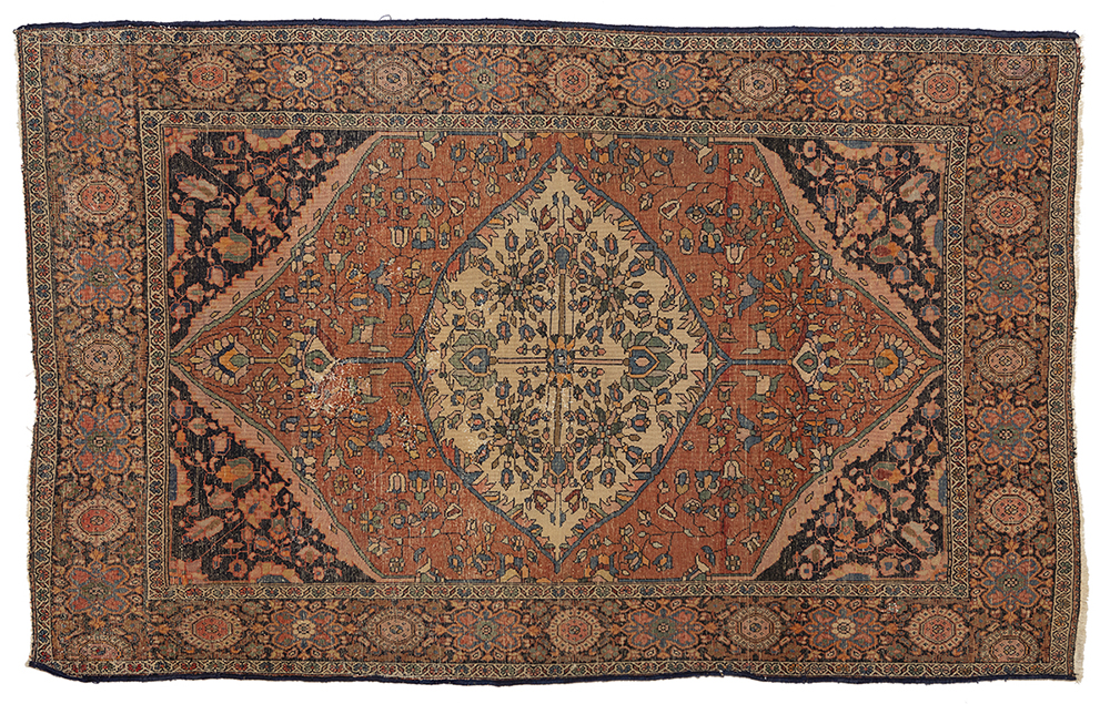 A Persian Farahan Sarouk rug - Image 2 of 2