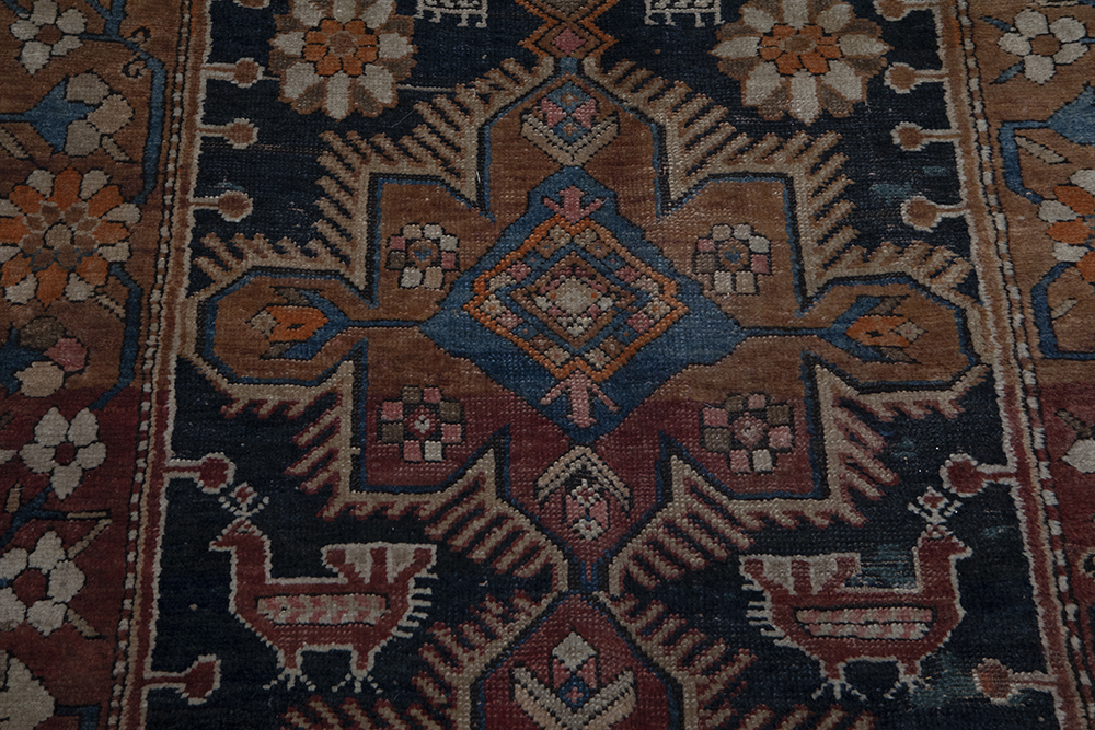 A Kazak rug - Image 3 of 5