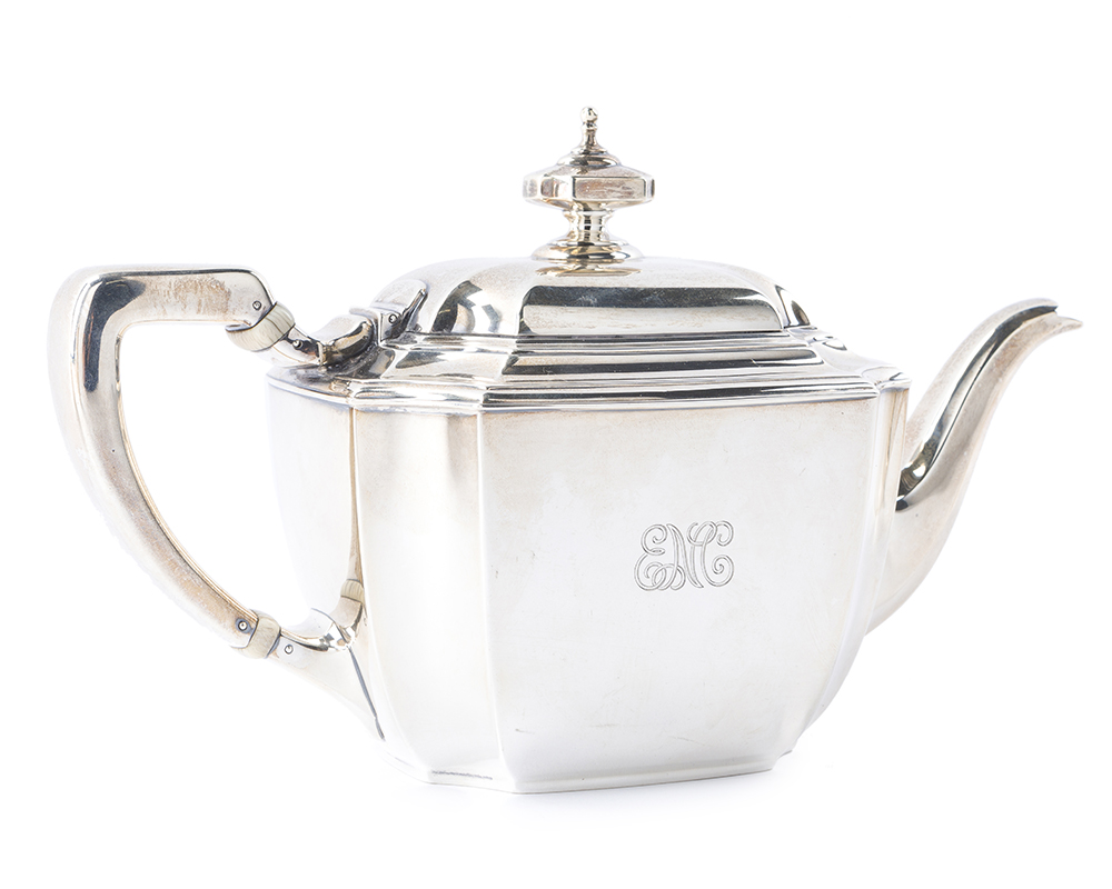 A Tiffany & Co. "Hampton" sterling silver tea and coffee service - Image 2 of 3