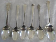 6 silver teaspoons - Sheffield 1916, London 1924, 1788, 1827, 1787 & 1797 total weight 3.