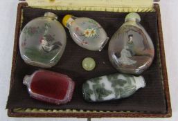 5 Chinese snuff bottles